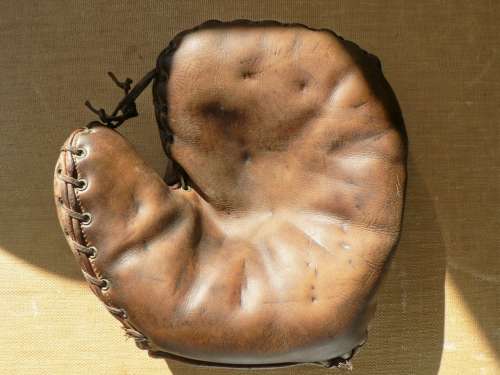 A.J. Reach Basemitt Front